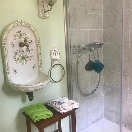 Alojamento de Acomodação e Pequeno-almoço Chez Zoiseau Et Zoiseautte *